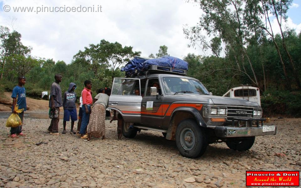 Ethiopia - Sulla strada per Turni - 09.jpg